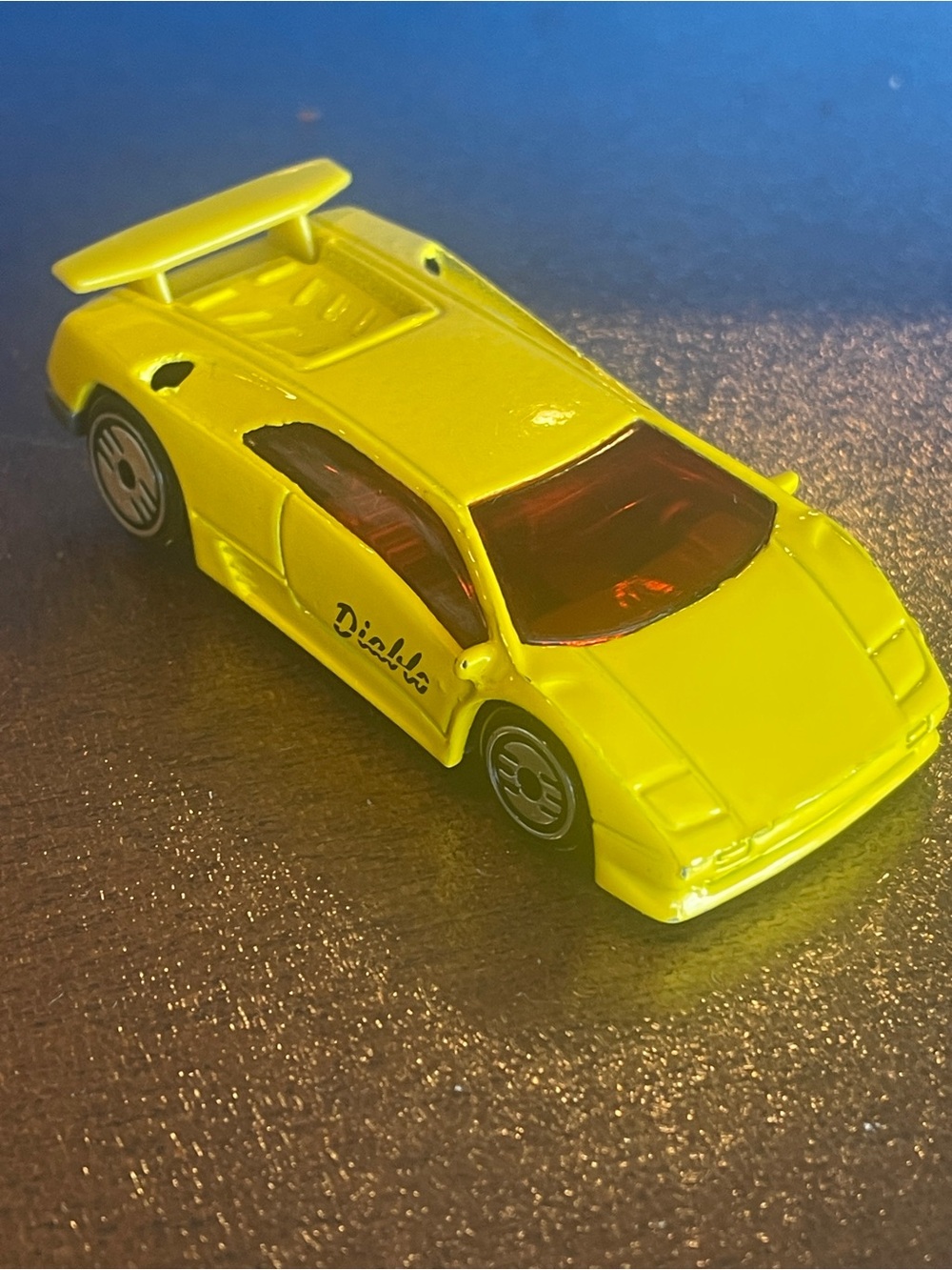 Hot Wheels VTG 1990 White LAMBORGHINI DIABLO- Loose very good Condition